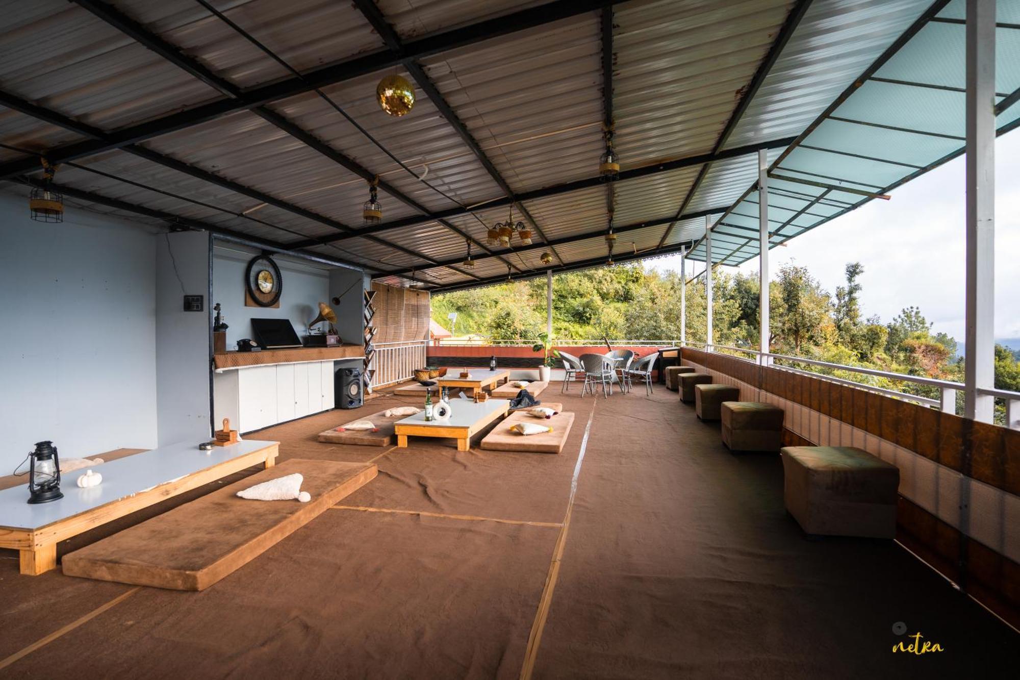 The Rare One'S Mukteshwar - Resort & Cafe Exterior foto